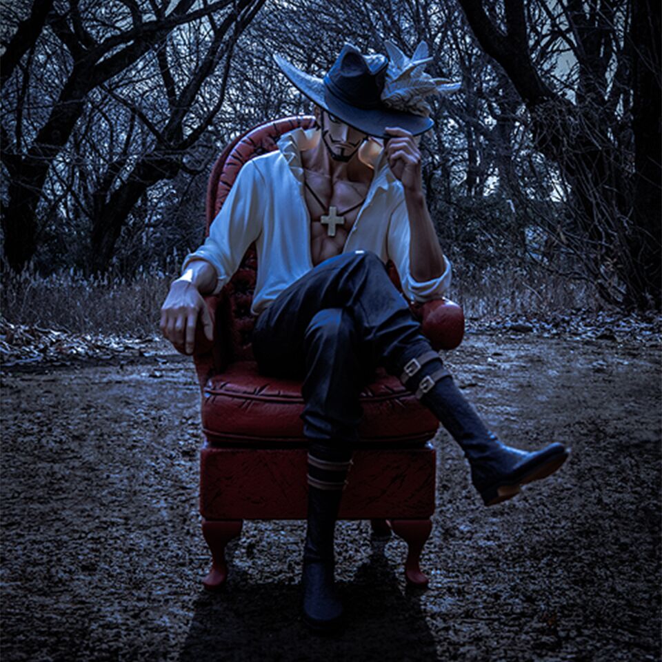 One Piece Figure Mihawk